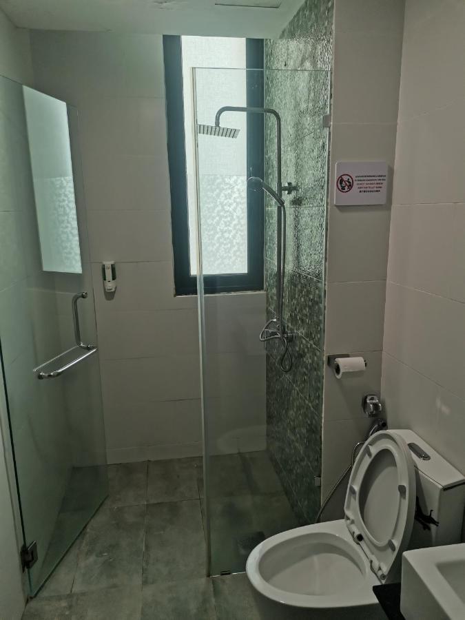 teo resident 2 vivacity jazz suite 4 Kuching Esterno foto